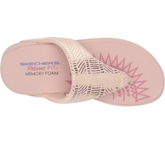 NWT Sketchers plush sandal - Picture 4 of 7